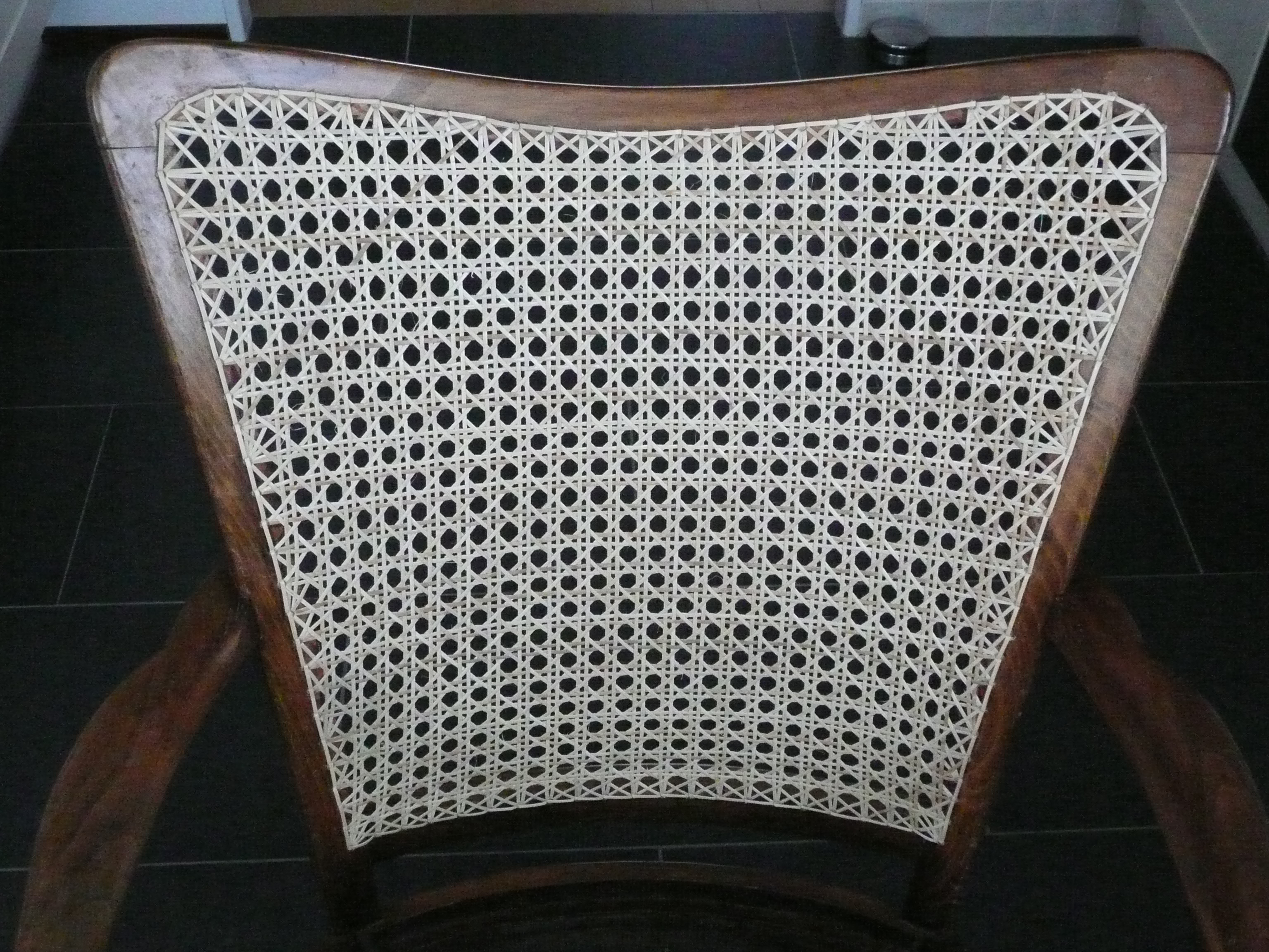 fauteuil rugleuning: gemat in zesslag patroon